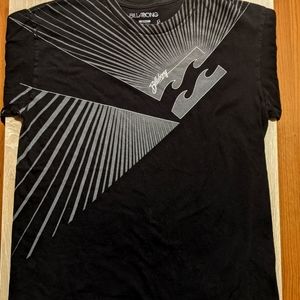 Billabong T-Shirt Size Medium